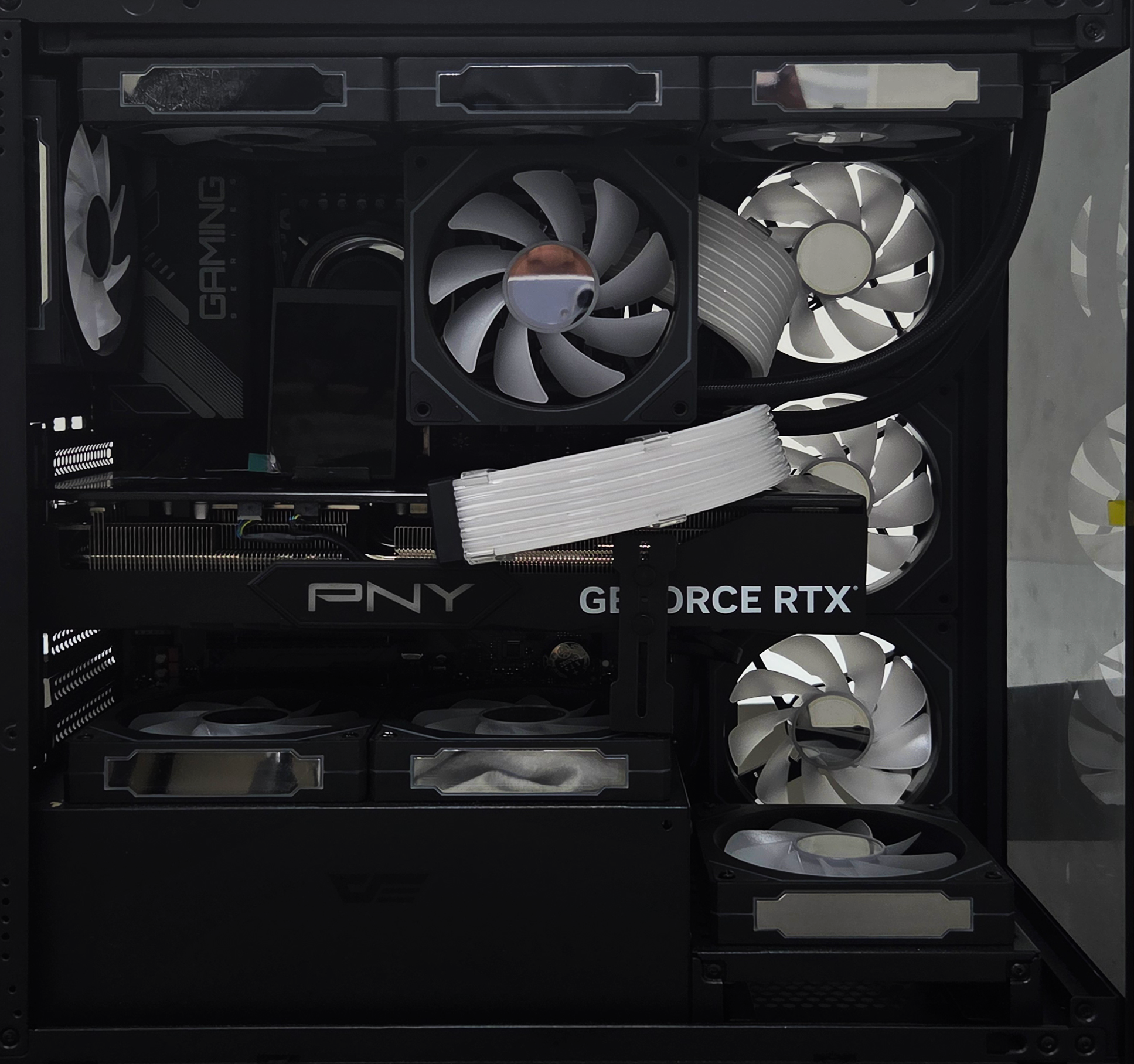 조립데스크탑 13900KF Z790 4080SUPER 1TB 상세동일 부품교체가능